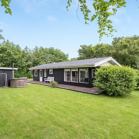 Holiday home Gorgeous In With Wifi *